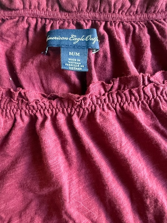 American Eagle Outfitters Burgundy Off-Shoulder Embroidered Sleeve Top - Picture 3 of 4